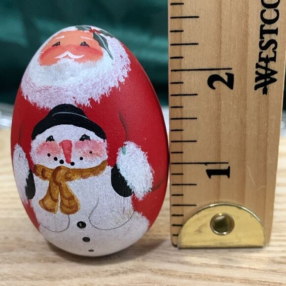 Two Small Vintage Hand Painted Artist Signed Wooden Egg Santa Folk Art Figurines - Picture 11 of 17
